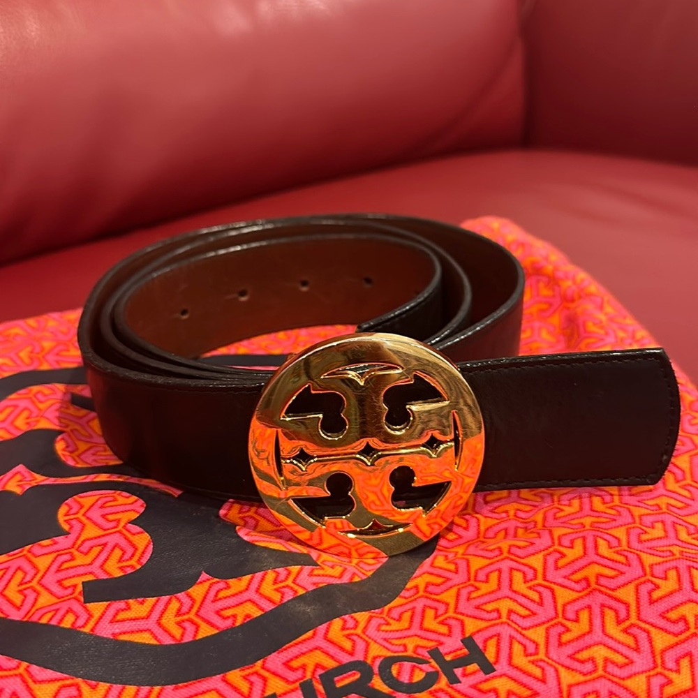 Tory Burch Reversible Belt. Black/Brown